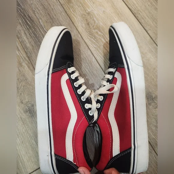 Vans Men's Black, White, and Red Sneakers Size 11.5 - Picture 5 of 9